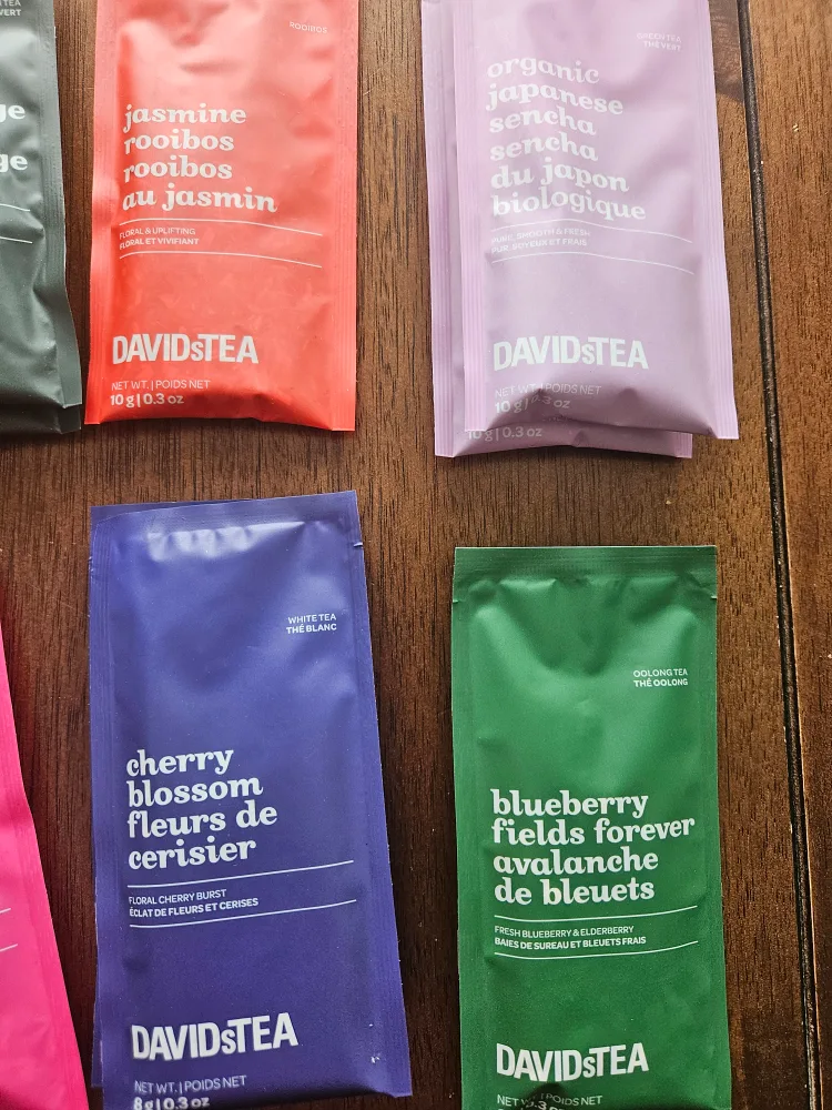 Variety Pack of DAVIDTEA Individual Tea Sachets image indicator(3)
