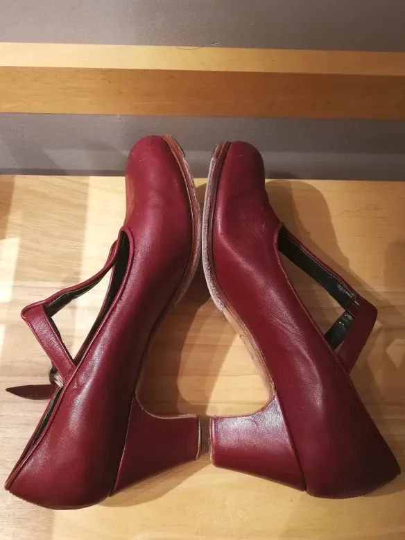 💃Authentic Flamenco shoes size 7 image indicator(4)