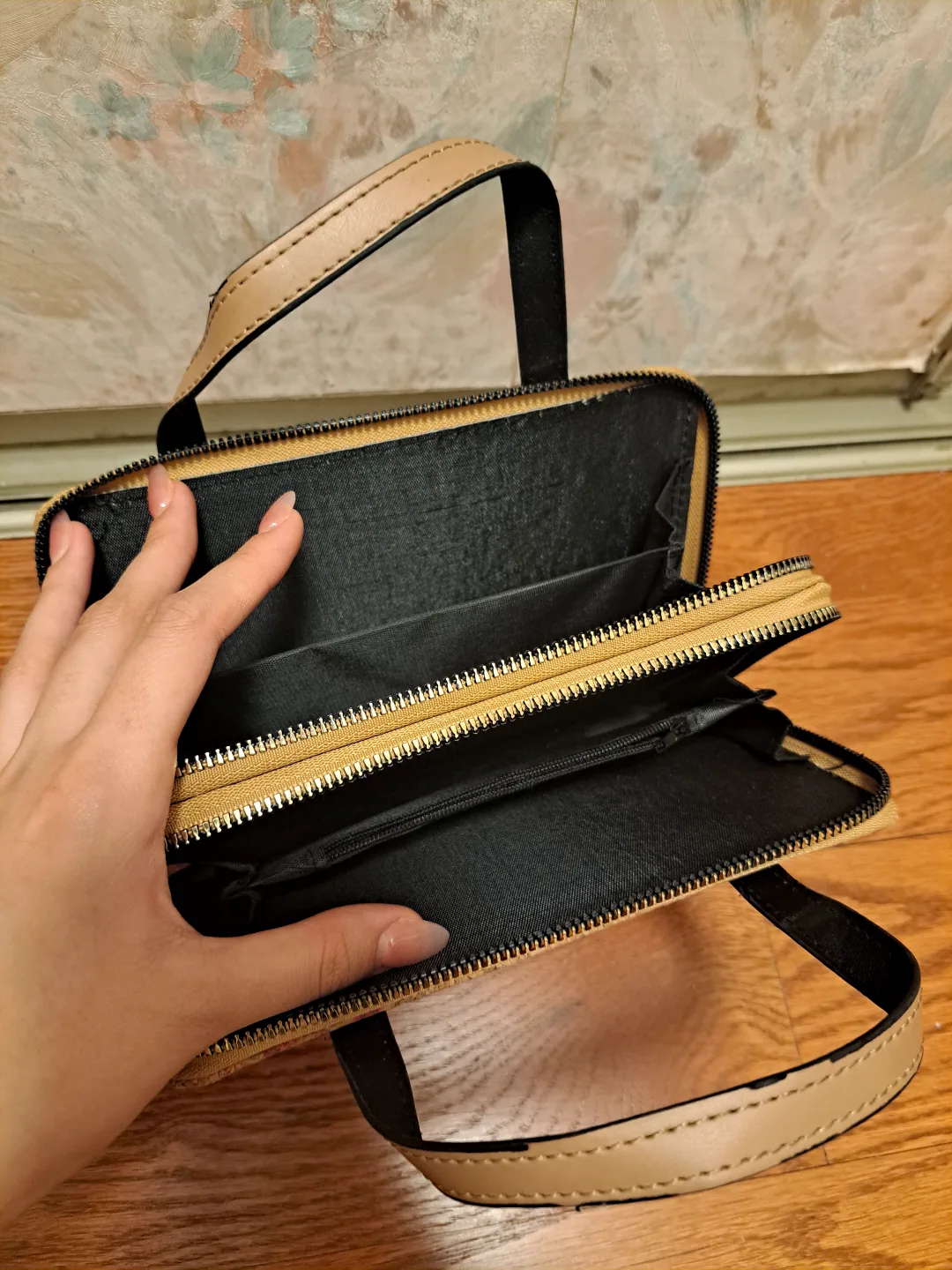 Floral Cork Handbag image indicator(2)