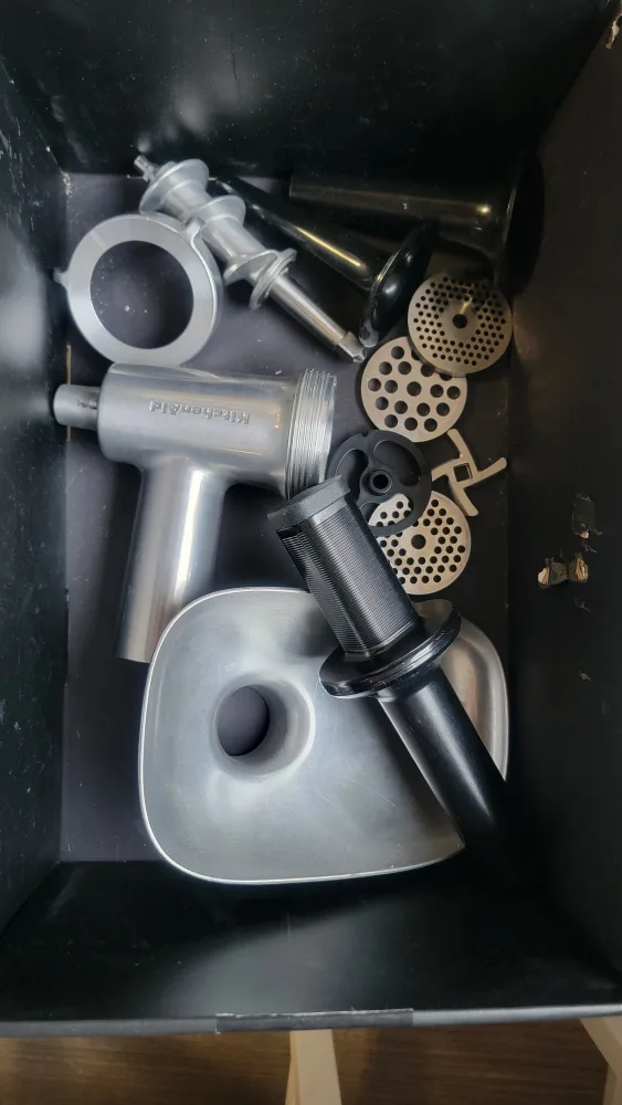 KitchenAid Metal Food Grinder Attachment thumbnail