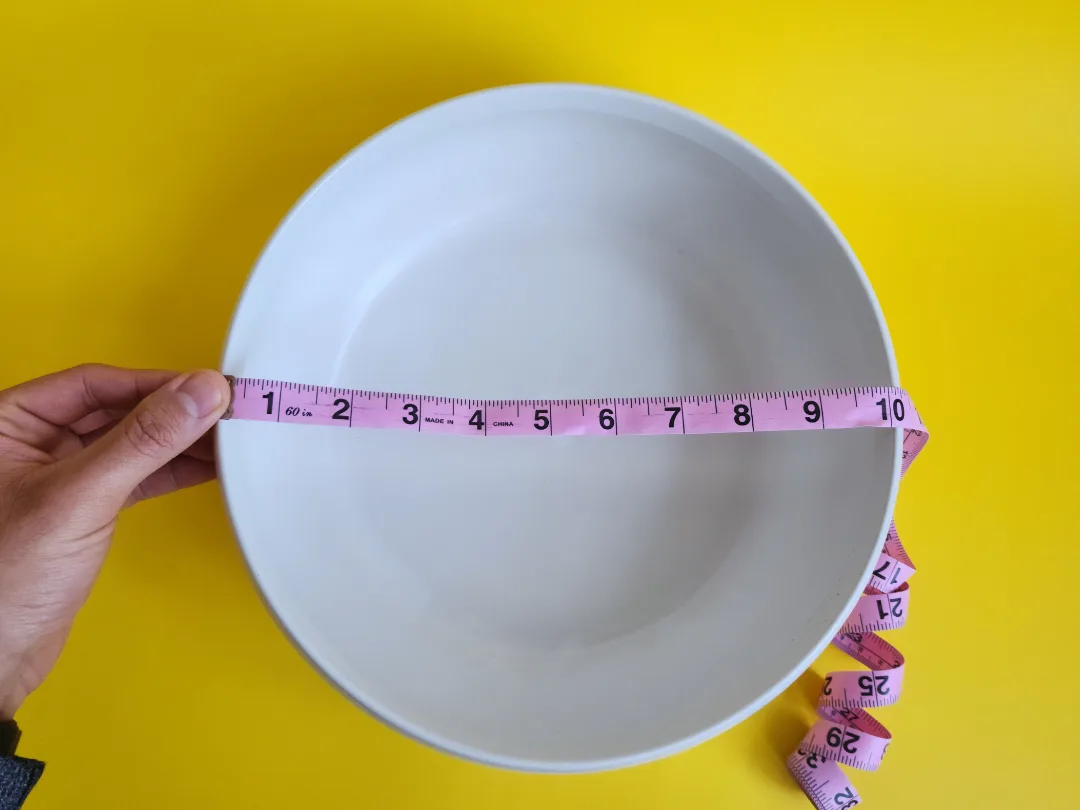 White Ceramic Bowl image indicator(3)