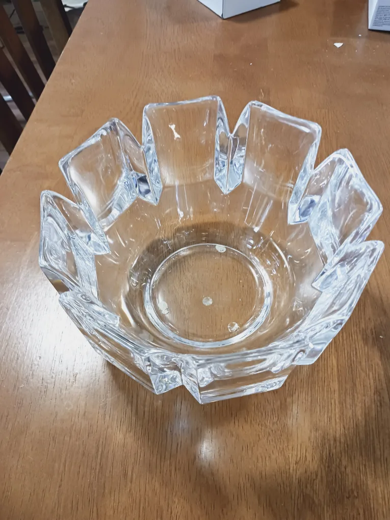 Genuine Orrefors Crystal Bowl, signed. Mint condition image indicator(4)