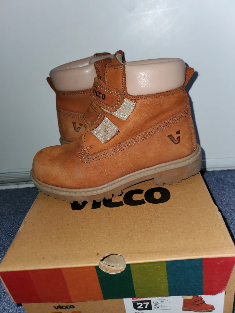 Vicco Kids Brown Leather Boots Size EU 27/US 10 image indicator(2)