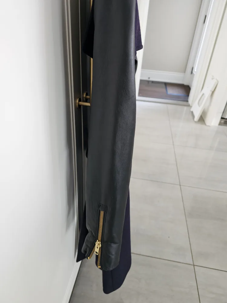 Mackage Women's Coat image indicator(4)