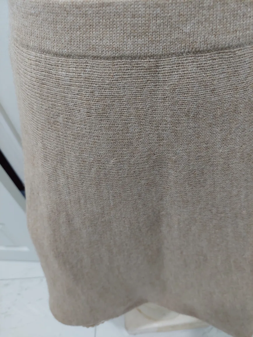 Women's Alpaca and Merino Wool Blend A-line Skirt image indicator(7)