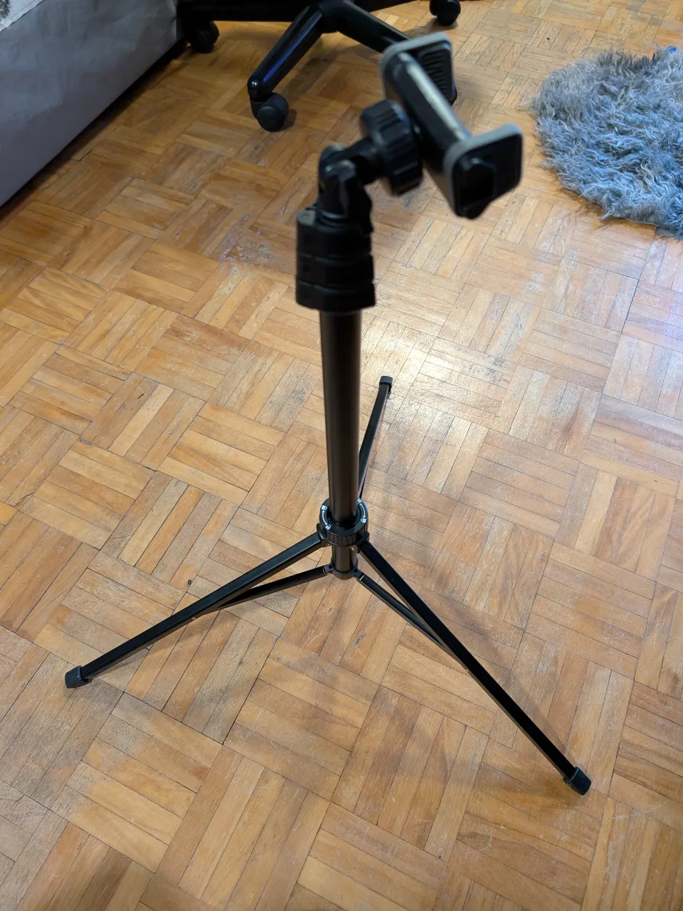 67'' Phone Tripod Stand & Selfie Stick Tripod image indicator(6)