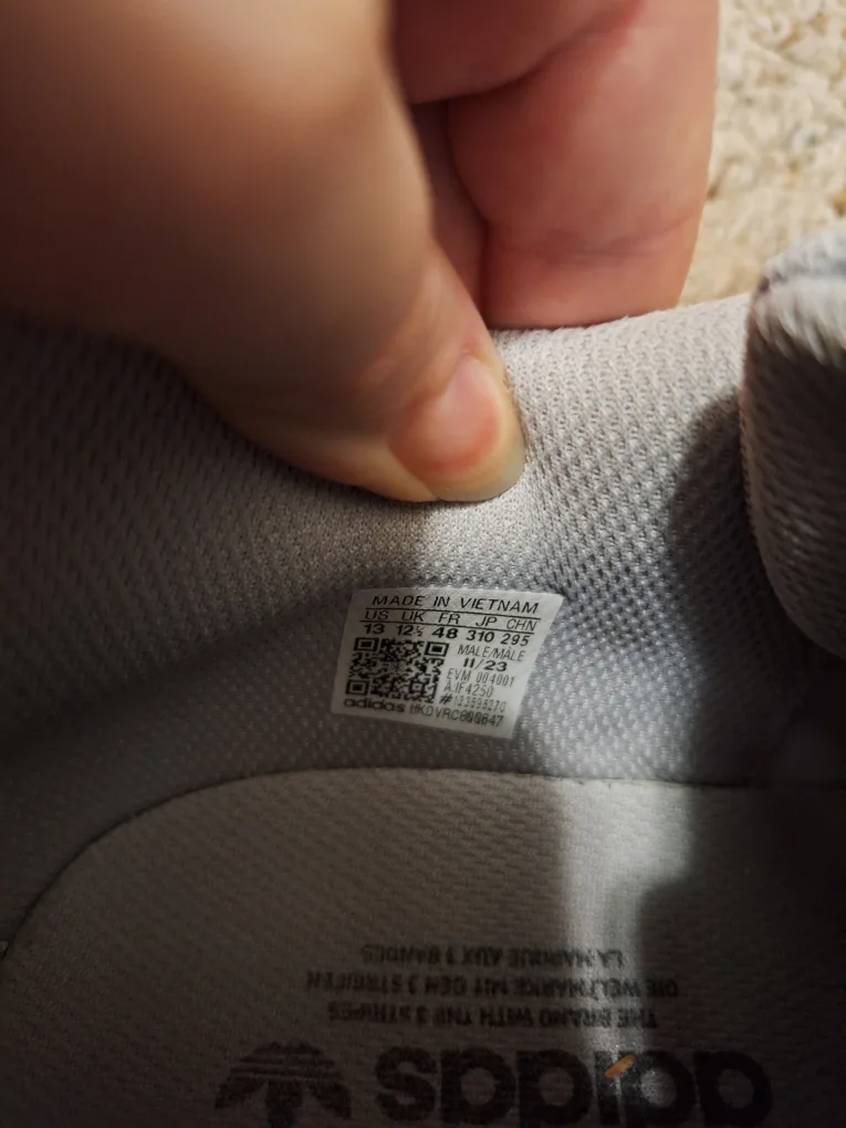 Adidas Running Shoes Size 13 image indicator(4)