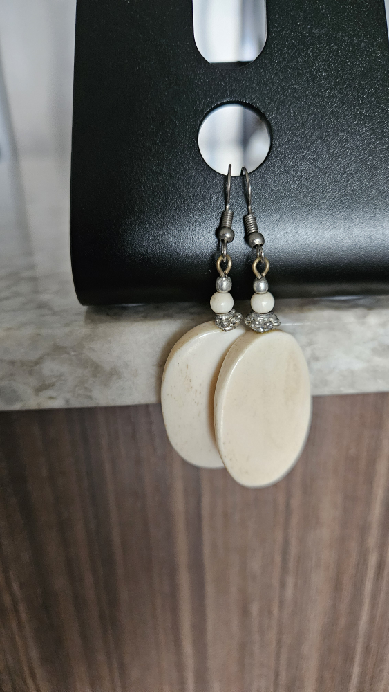 White Stone Coral Dangle Earrings - photo 4