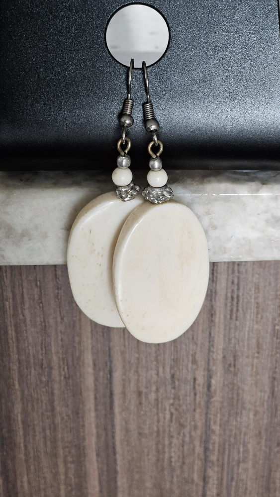 White Stone Coral Dangle Earrings - photo 2