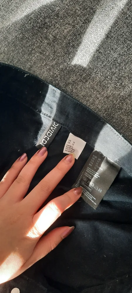 Divided h&m Black Skinny Jeans Size 12 image indicator(2)