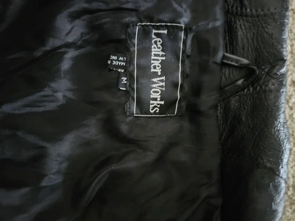 Men's Leather Works Black Leather Jacket - Size M/L image indicator(2)