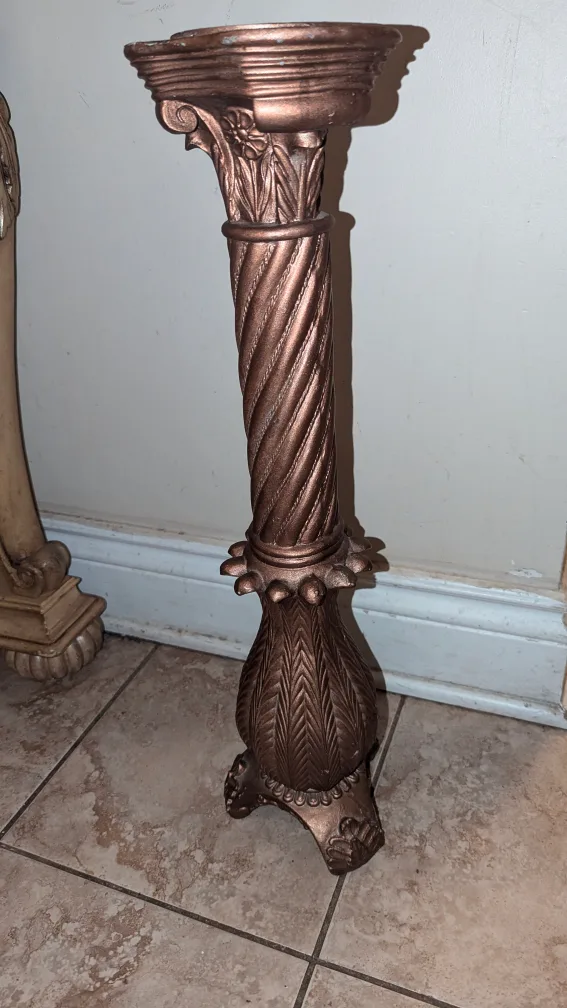 Ornate Copper Candle Holder Stand image indicator(3)