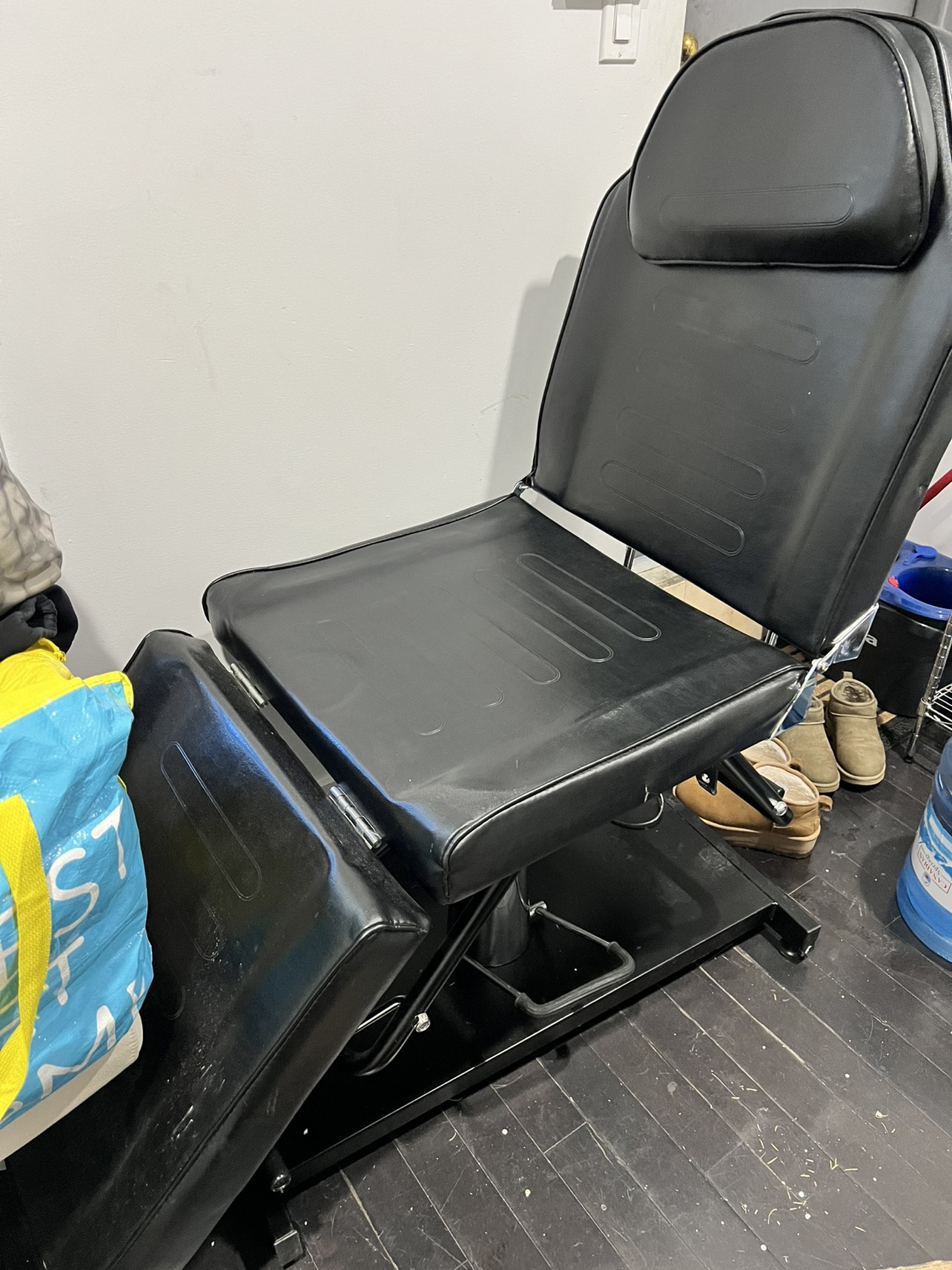 Used Medical Aesthetician Chair