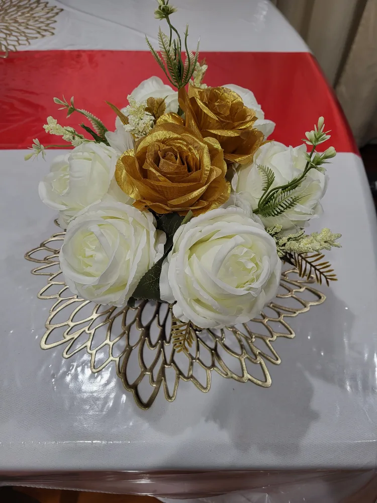 White and Gold artificial  flower arrangement image indicator(3)
