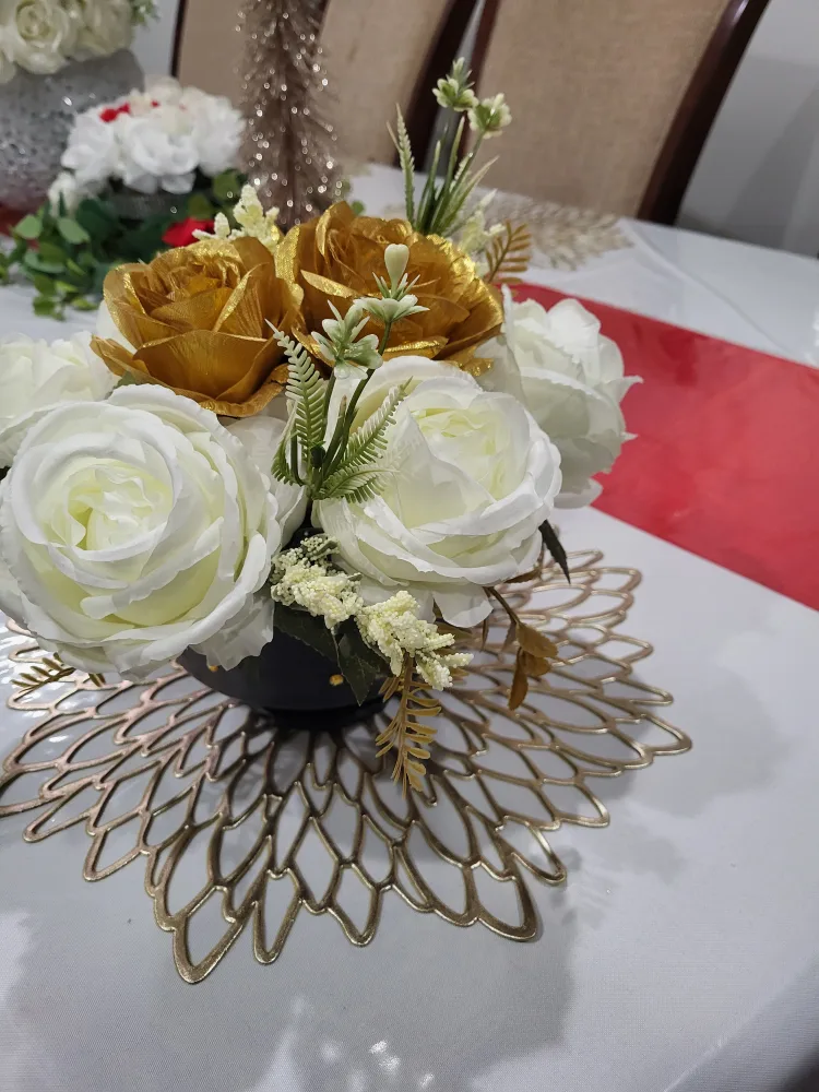 White and Gold artificial  flower arrangement image indicator(4)