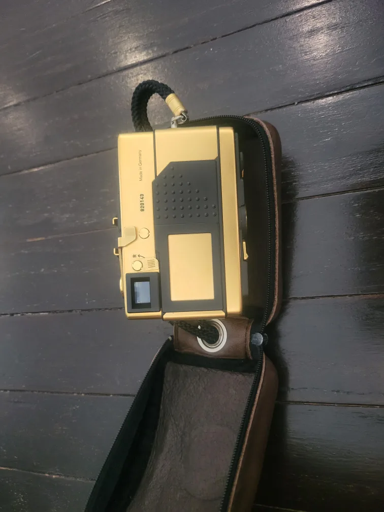 Rollei 35 Classic Gold Camera image indicator(2)