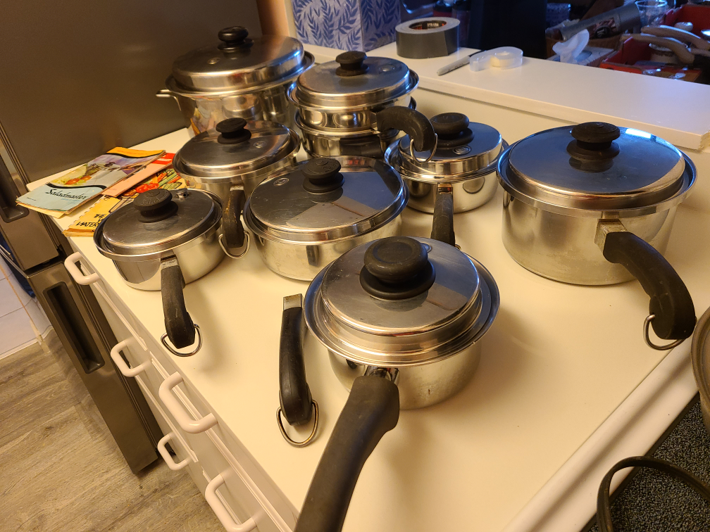 Salad Master Stainless Steel Cookware Set - 19 Pieces