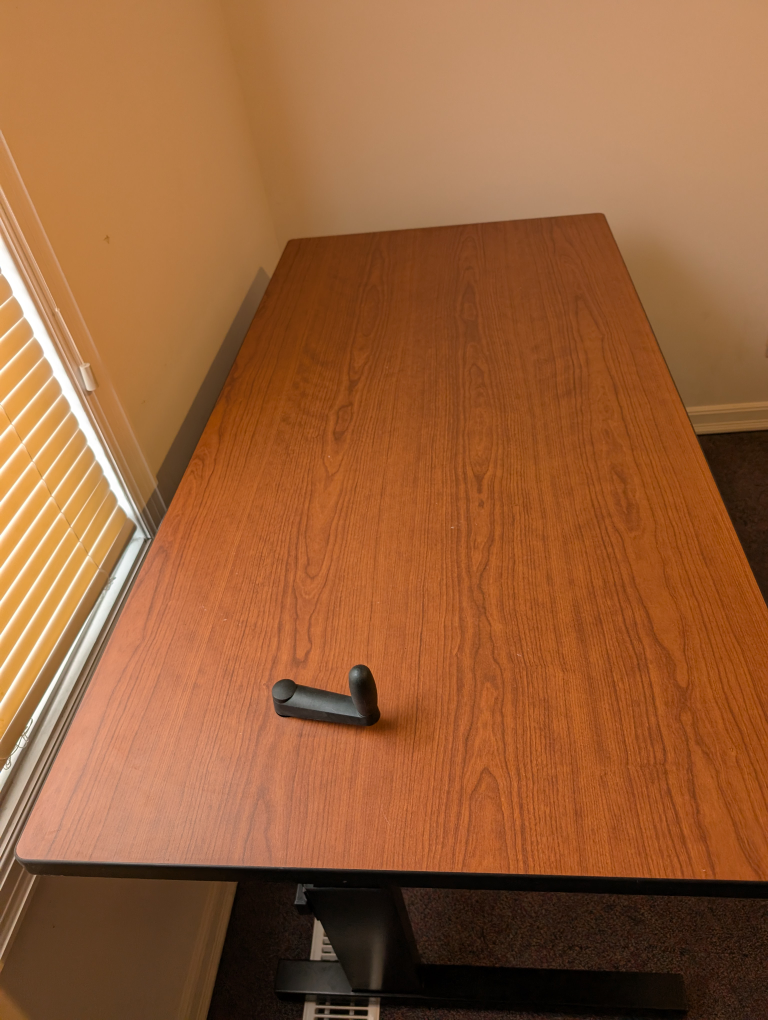 Manual Height-Adjustable Table, 60" by 30", Free delivery - photo 3