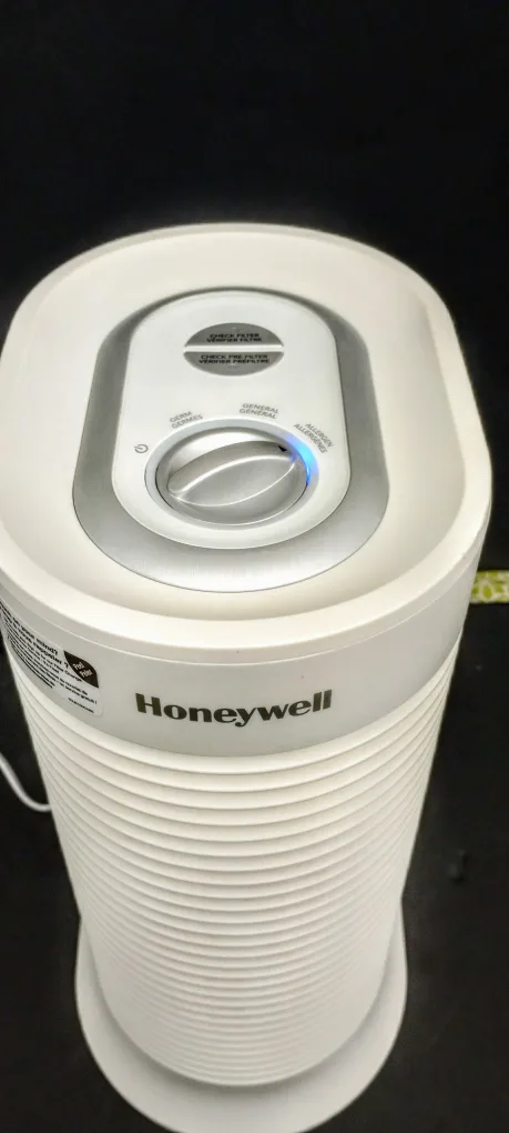 Honeywell Tower HEPA Air Purifier , Model : HPA 064 C image indicator(2)