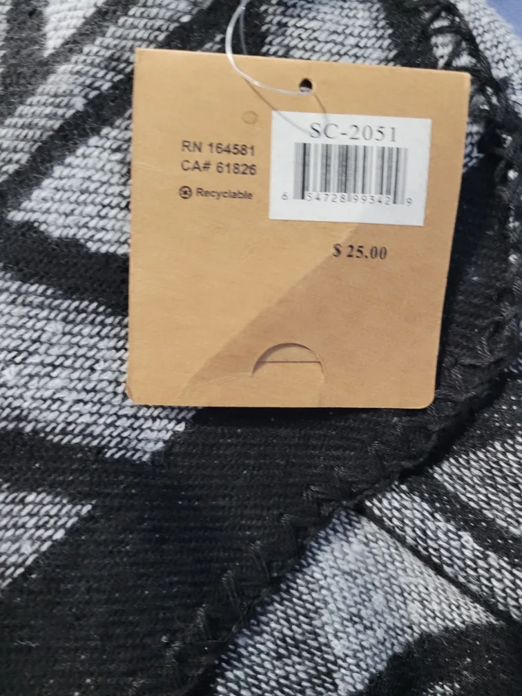 Just Cozy Poncho Scarf image indicator(2)