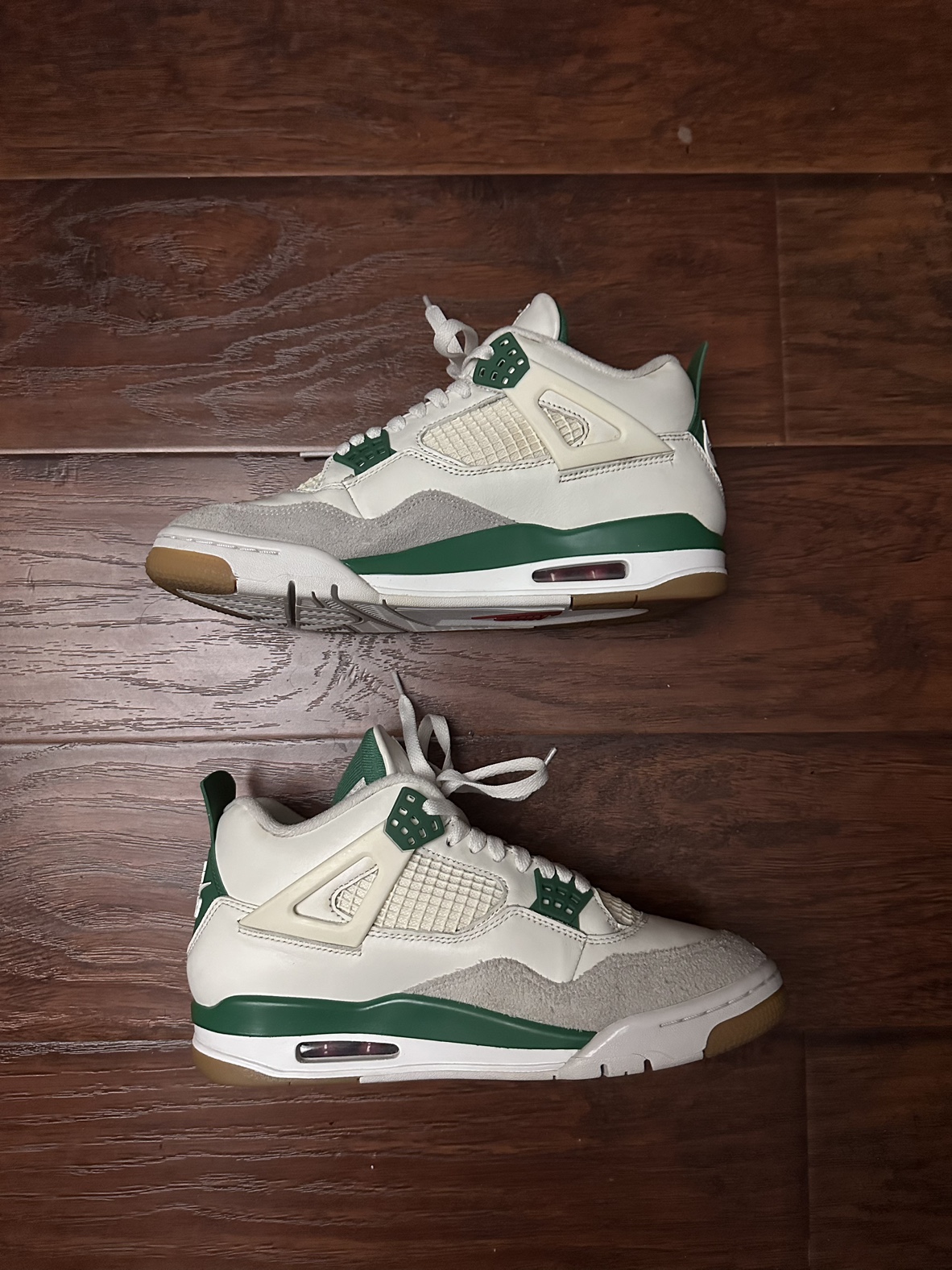 Jordan 4 Pine Green SB4 - Size 8.5 - photo 2