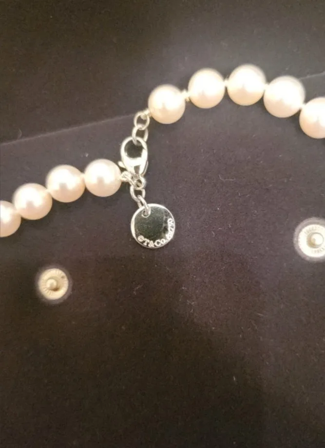 Tiffany & Co. Pearl Necklace image indicator(3)