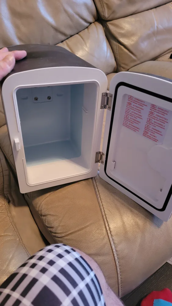 Shaq Gear Mini Fridge image indicator(2)