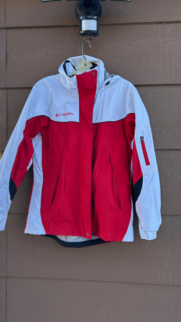 Columbia Women's Red and White Ski Jacket  Shell   Size Small