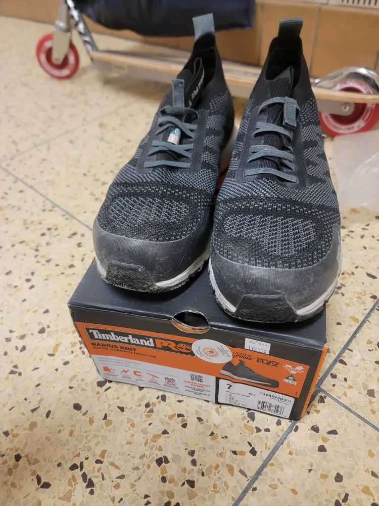 Timberland pro shoes Size 7 image indicator(2)