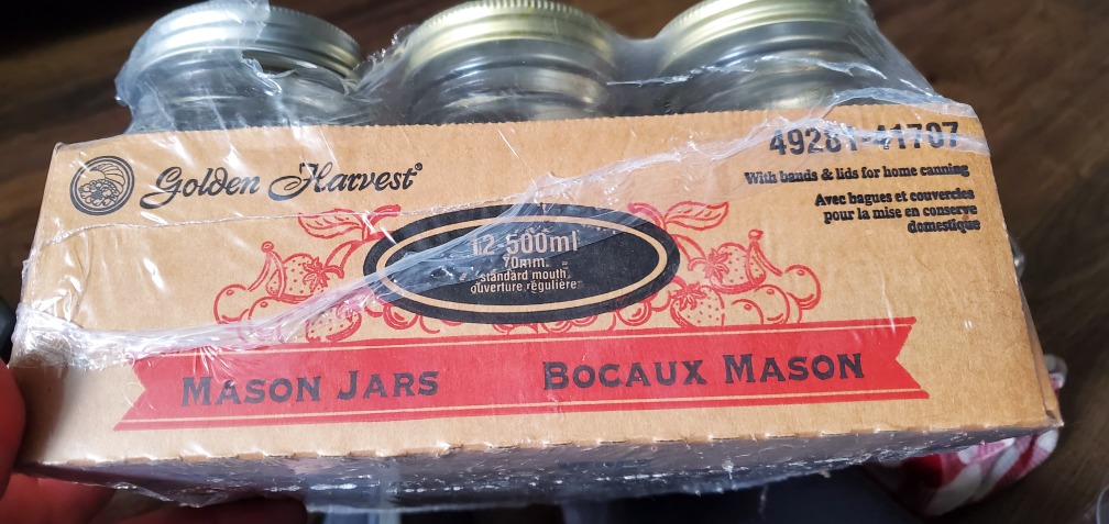 12 Golden Harvest Mason Jars, 500ml, Regular Mouth