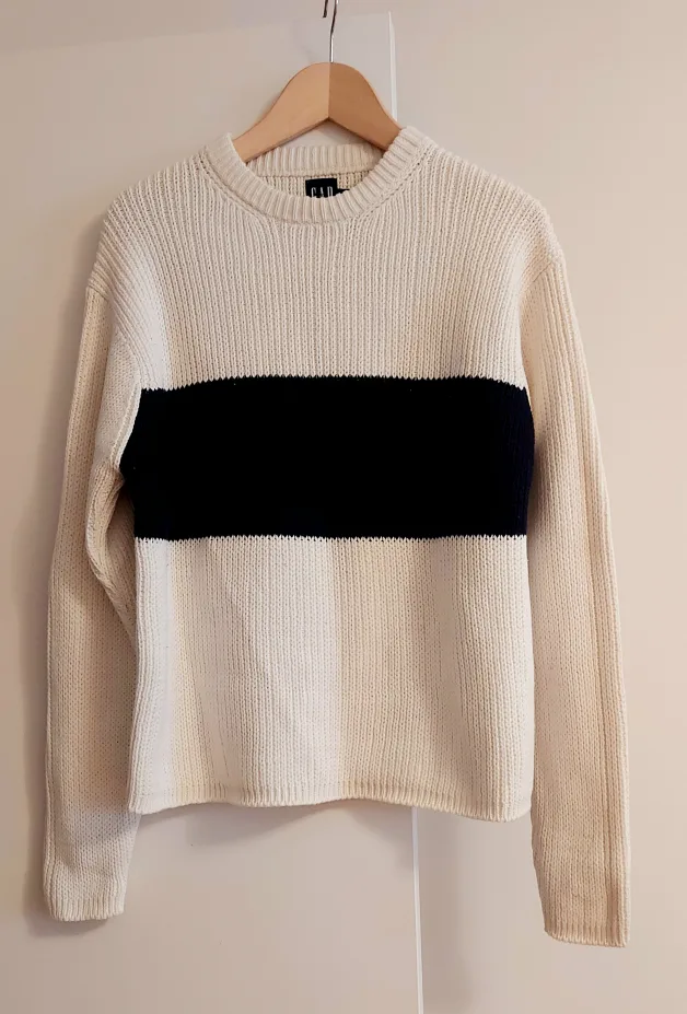 Gap Cream and Black Knit Sweater thumbnail