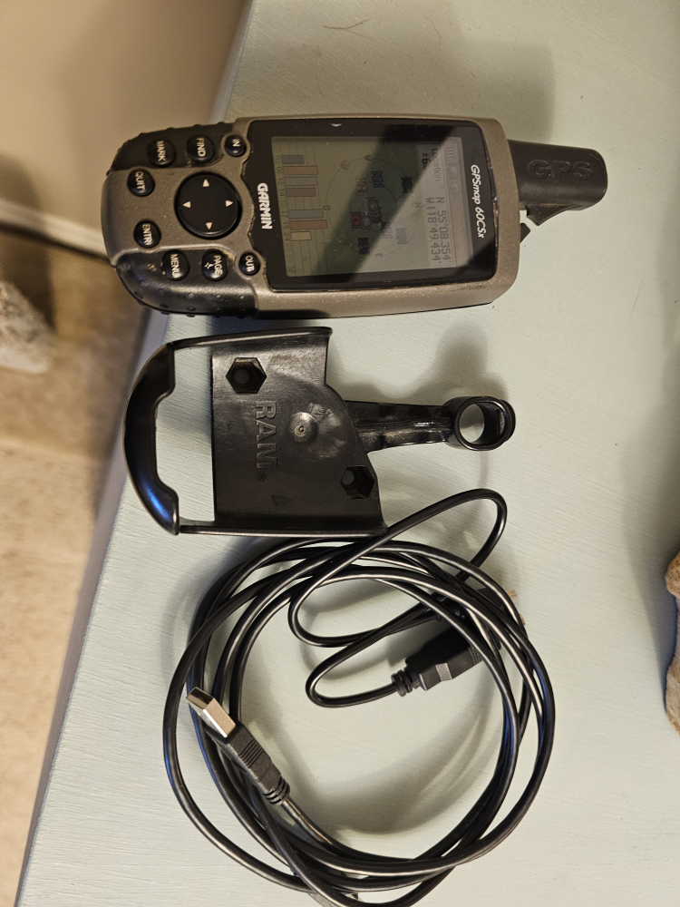 Garmin GPSmap 60CSx GPS Handheld Device
