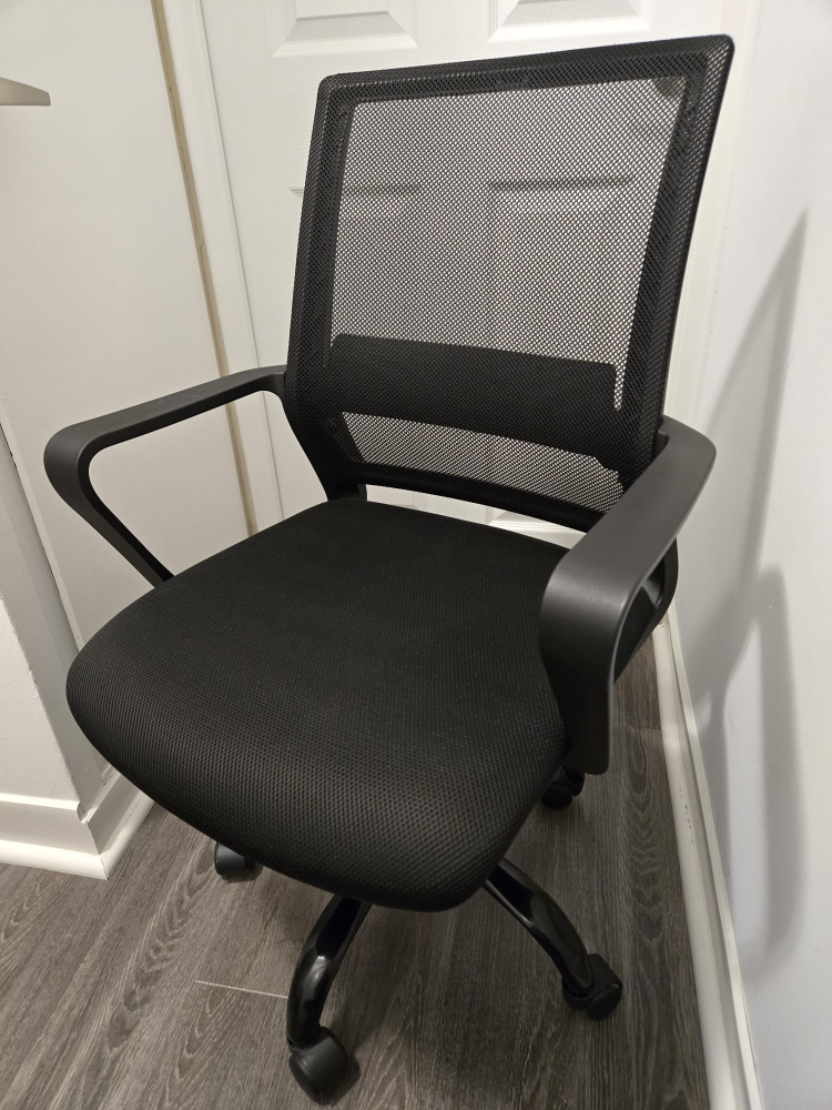 Black Mesh Office Chair
