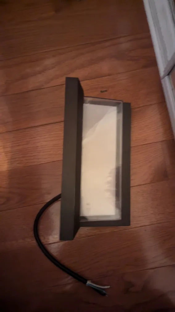 LED Outdoor Wall Light Fixture image indicator(3)