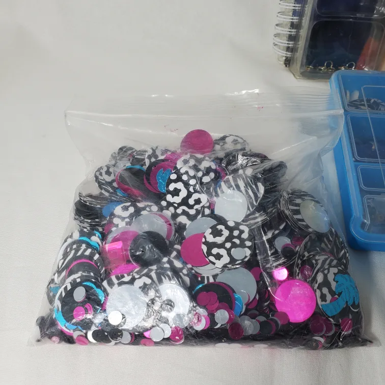 Jewelry and beads Craft Supplies Lot image indicator(2)