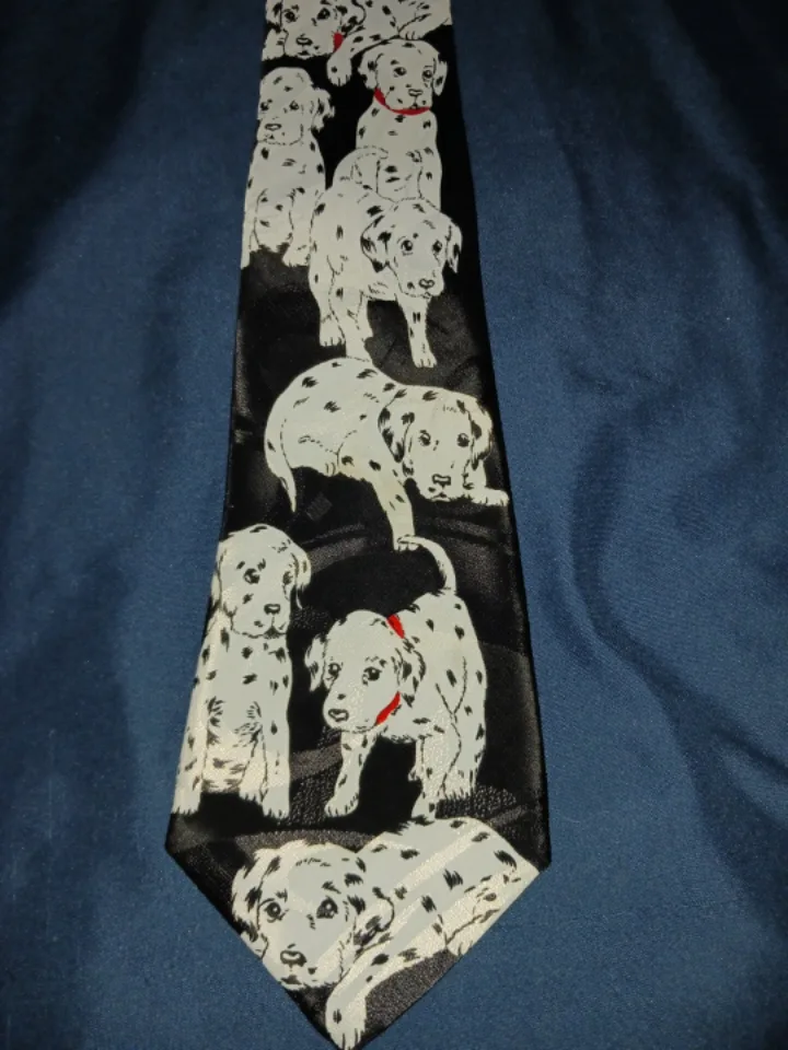 ���👔 Fun Stylish 101 Dalmatians Dog Tie image indicator(3)