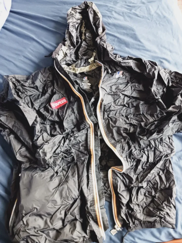 K-Way Black Packable Rain + Wind Jacket image indicator(3)