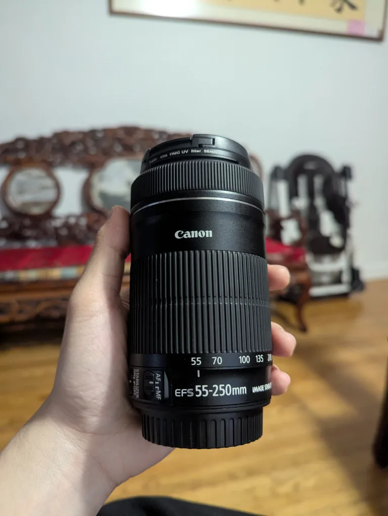 Canon EF-S 55-250mm Telephoto Zoom Lens