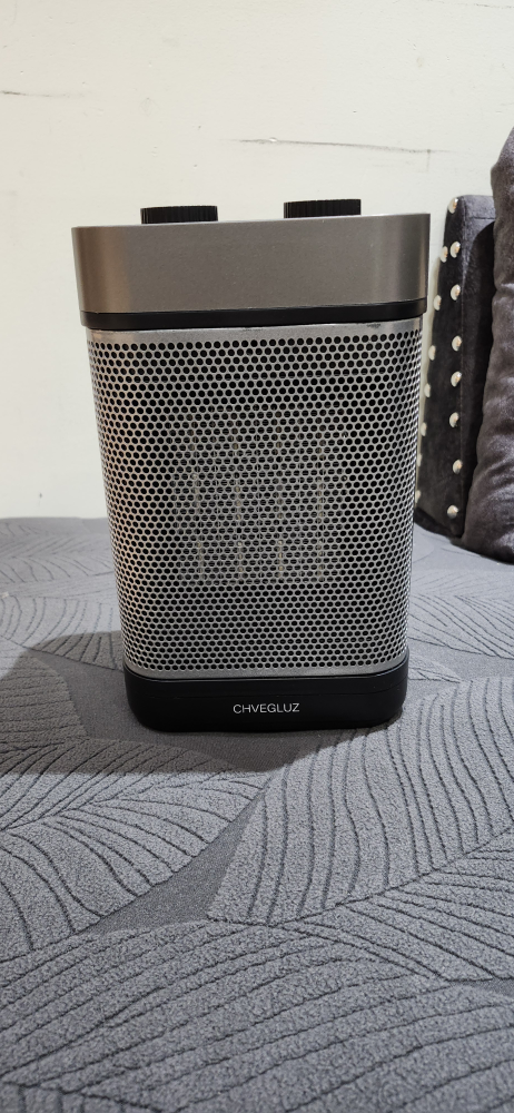 CHVEGLUZ Oscillating Space Heater