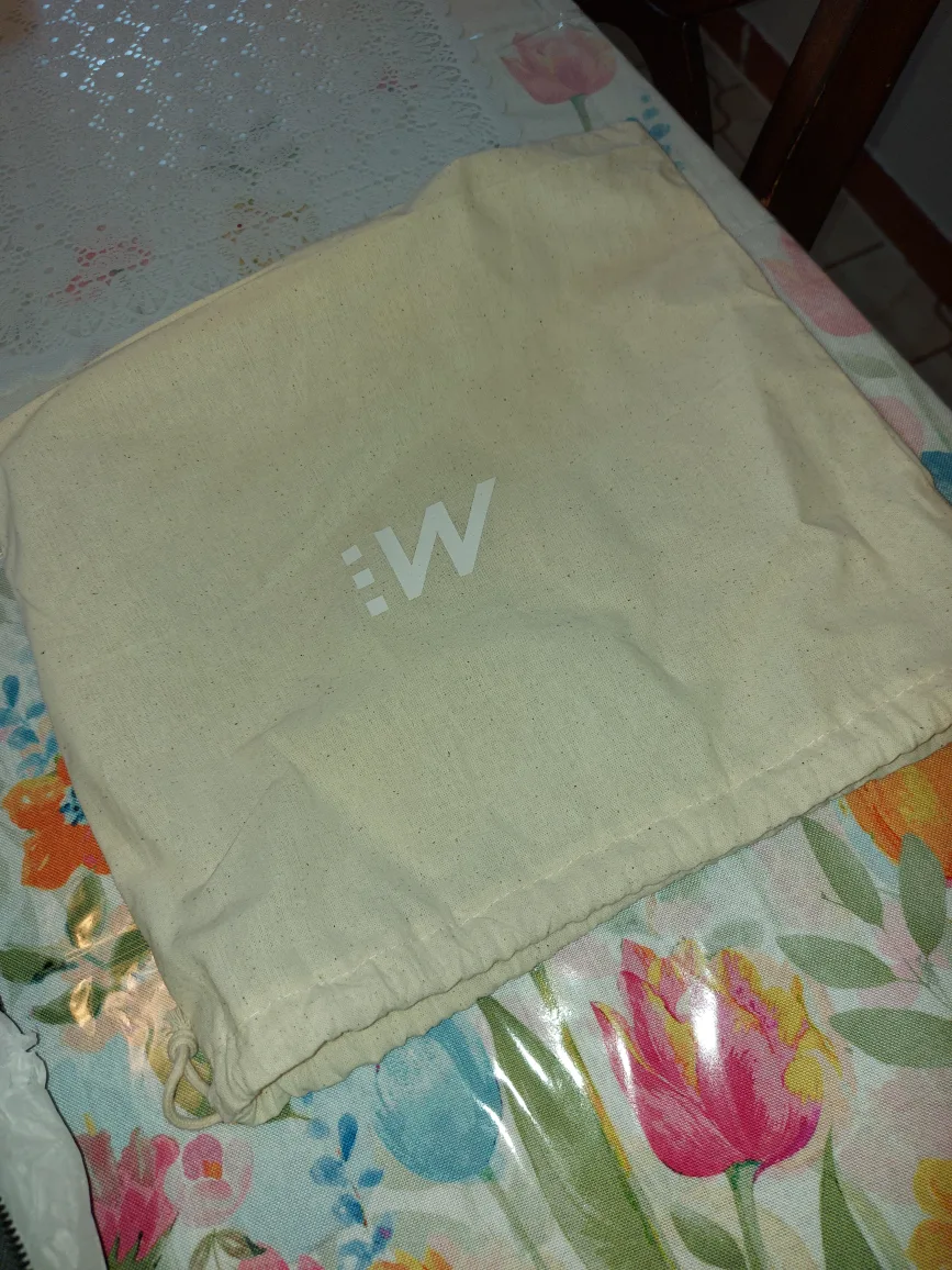 Wallets by Design Leather Zippered Wallet image indicator(5)