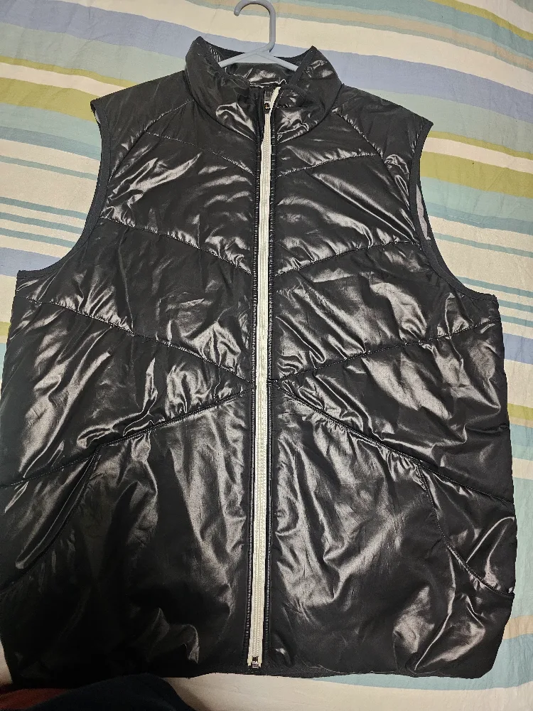 Men's Adidas Black Puffer Vest image indicator(2)