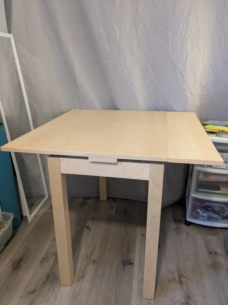 IKEA Extendable Table - Light Wood image indicator(3)