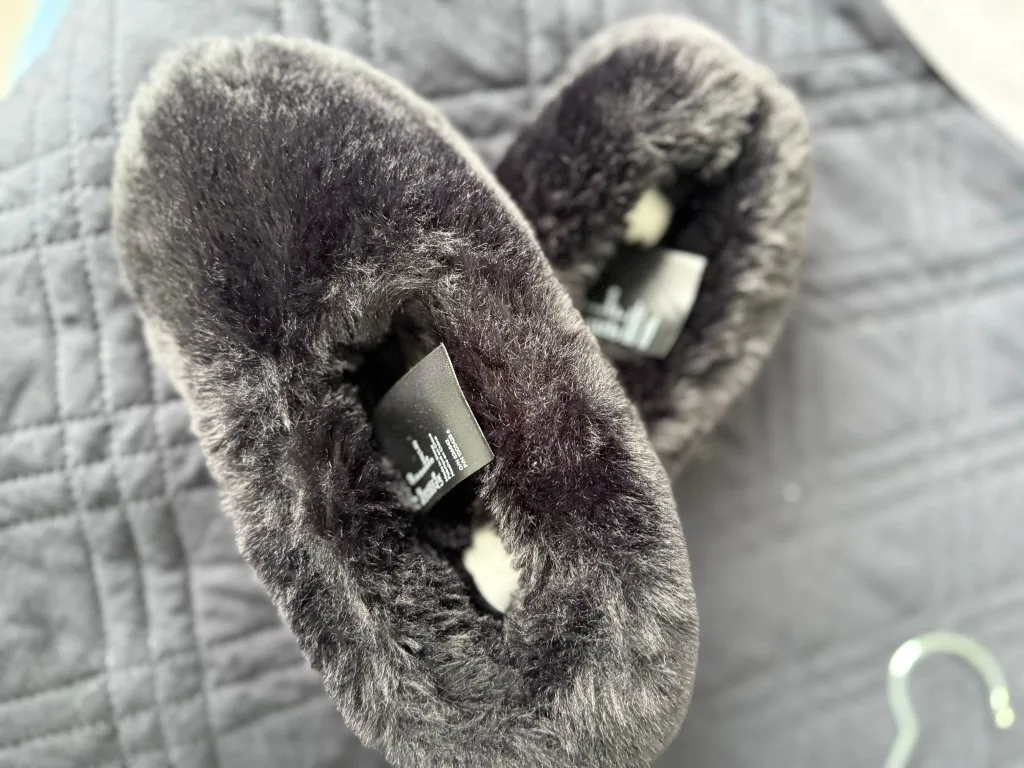 Women's Slippers - Two Pairs image indicator(3)