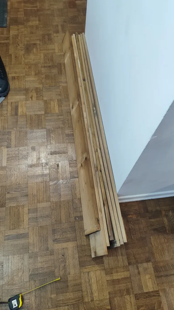 Reclaimed Wood Planks - DIY Project image indicator(4)