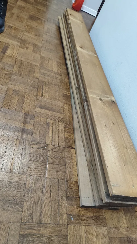 Reclaimed Wood Planks - DIY Project image indicator(6)