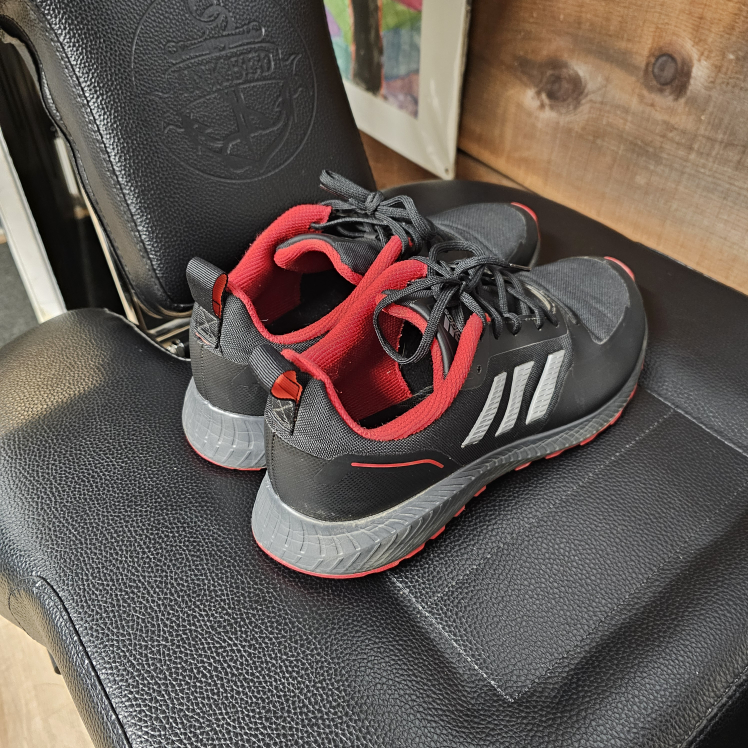 Adidas Men's Running Shoes - Size US 11 men - photo 2