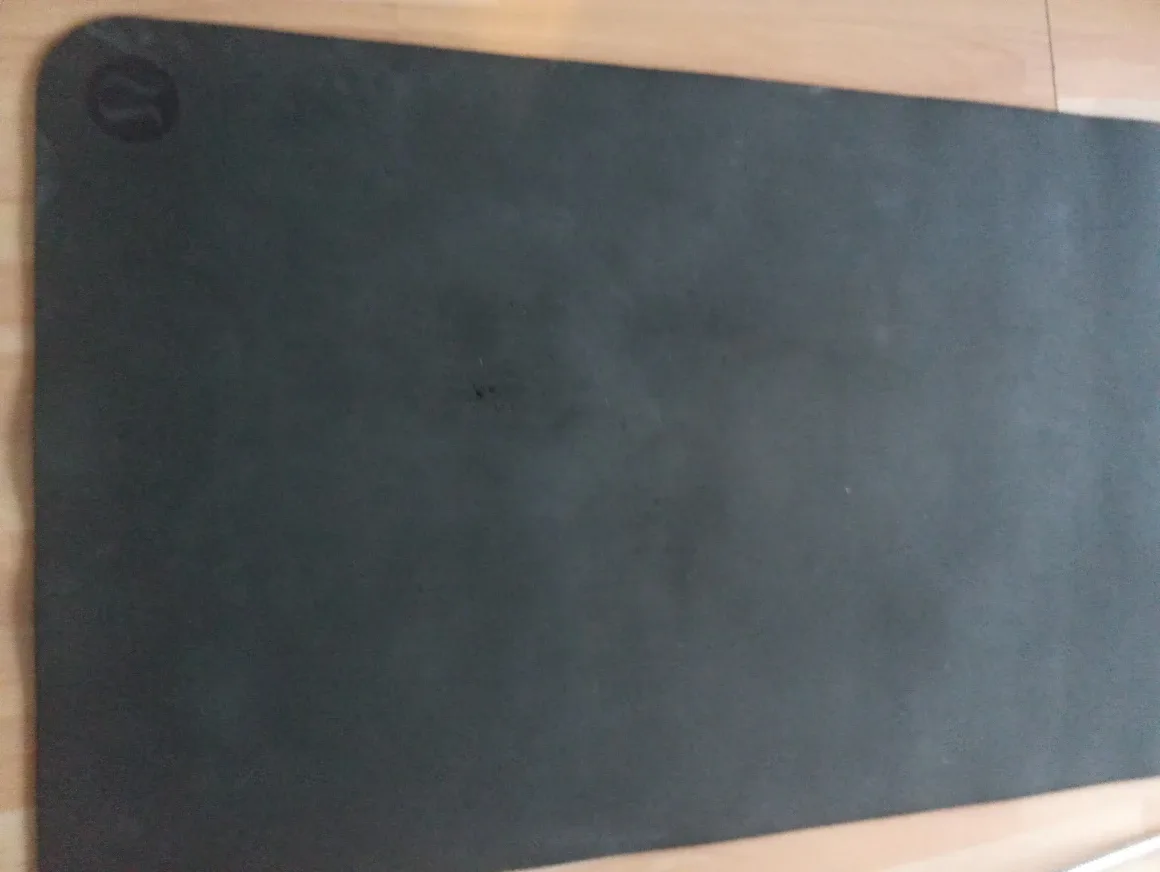 Lululemon Yoga Mat - Black 70" long image indicator(4)