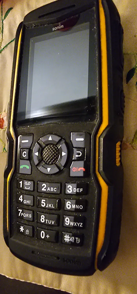 Sonim XP3 Rugged Cell Phone image indicator(2)