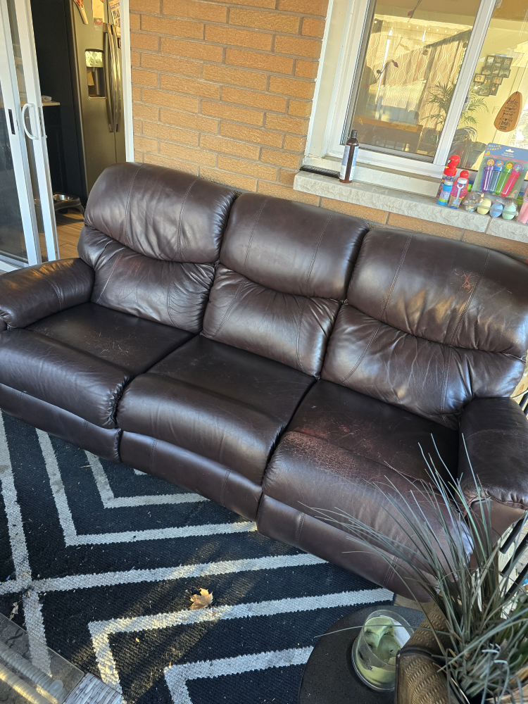 Lazy Boy Recliner Couch will deliever for extra - photo 2