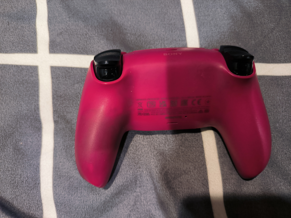 PS5 DualSense Wireless Controller - photo 2